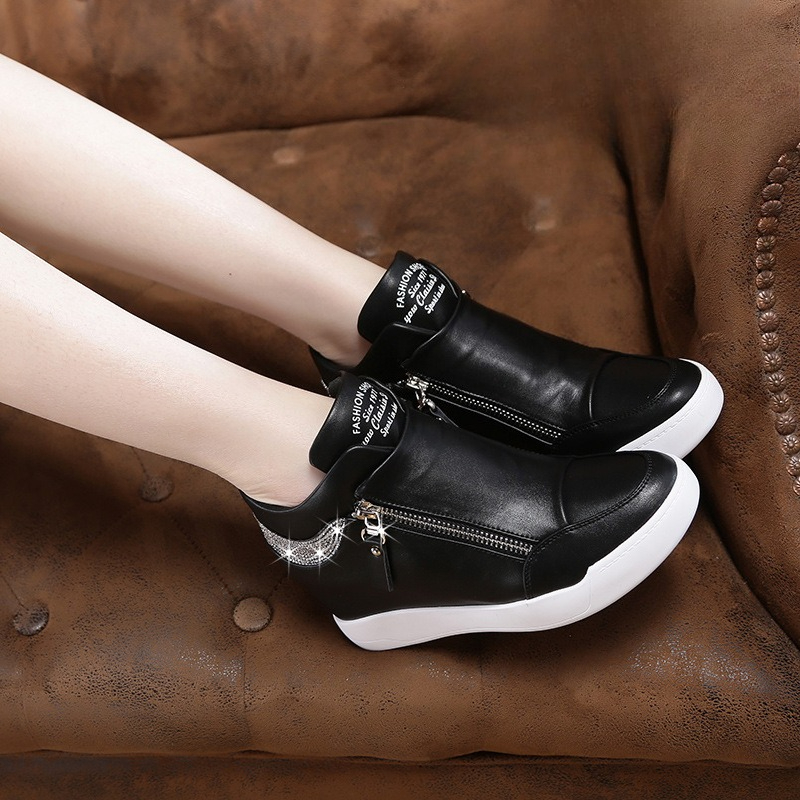 Sepatu Sneakers Platform Hak T - Sneaker Career ulasan dan harga